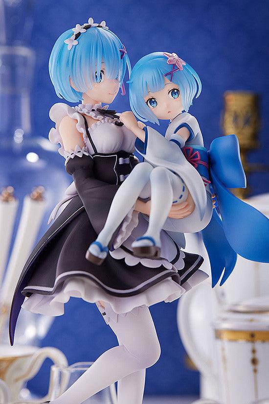 VR-105524 Re:ZERO Starting Life in Another World Figure Rem & Childhood Rem 1/7 Scale - Good Smile Company - Titan Pop Culture
