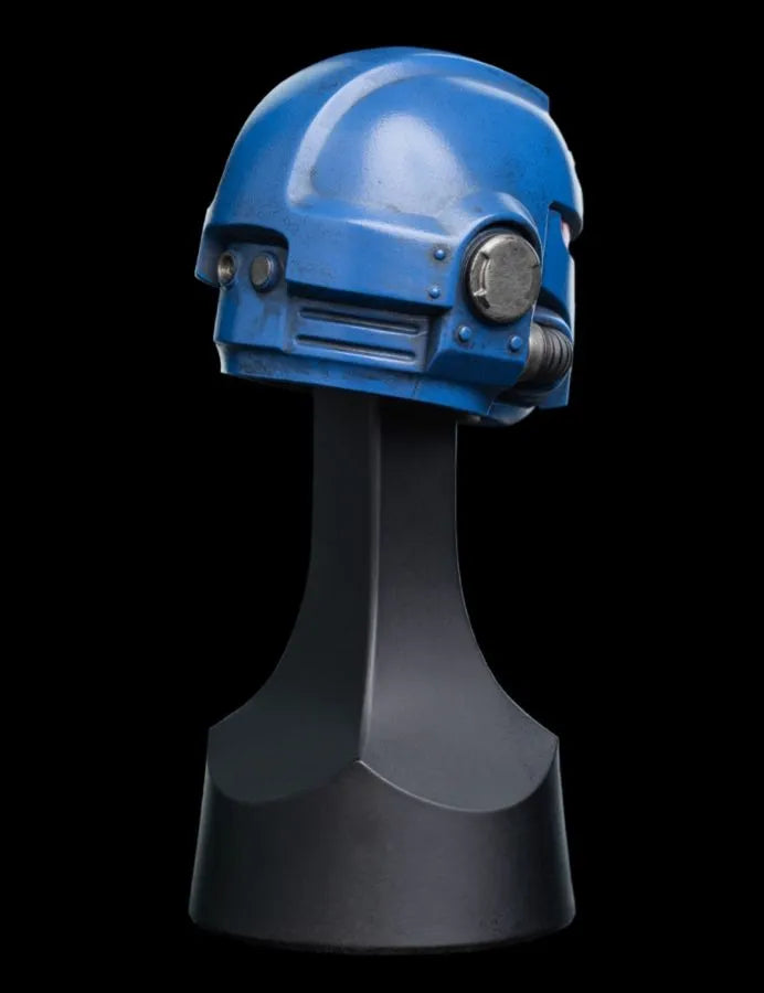  Warhammer 40,000 - Ultramarines Miniature Helm - Weta Workshop - Titan Pop Culture