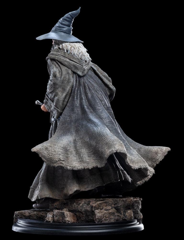 WET02981 The Lord of the Rings - Gandalf the Grey, Pilgrim 1:6 Scale Statue - Weta Workshop - Titan Pop Culture