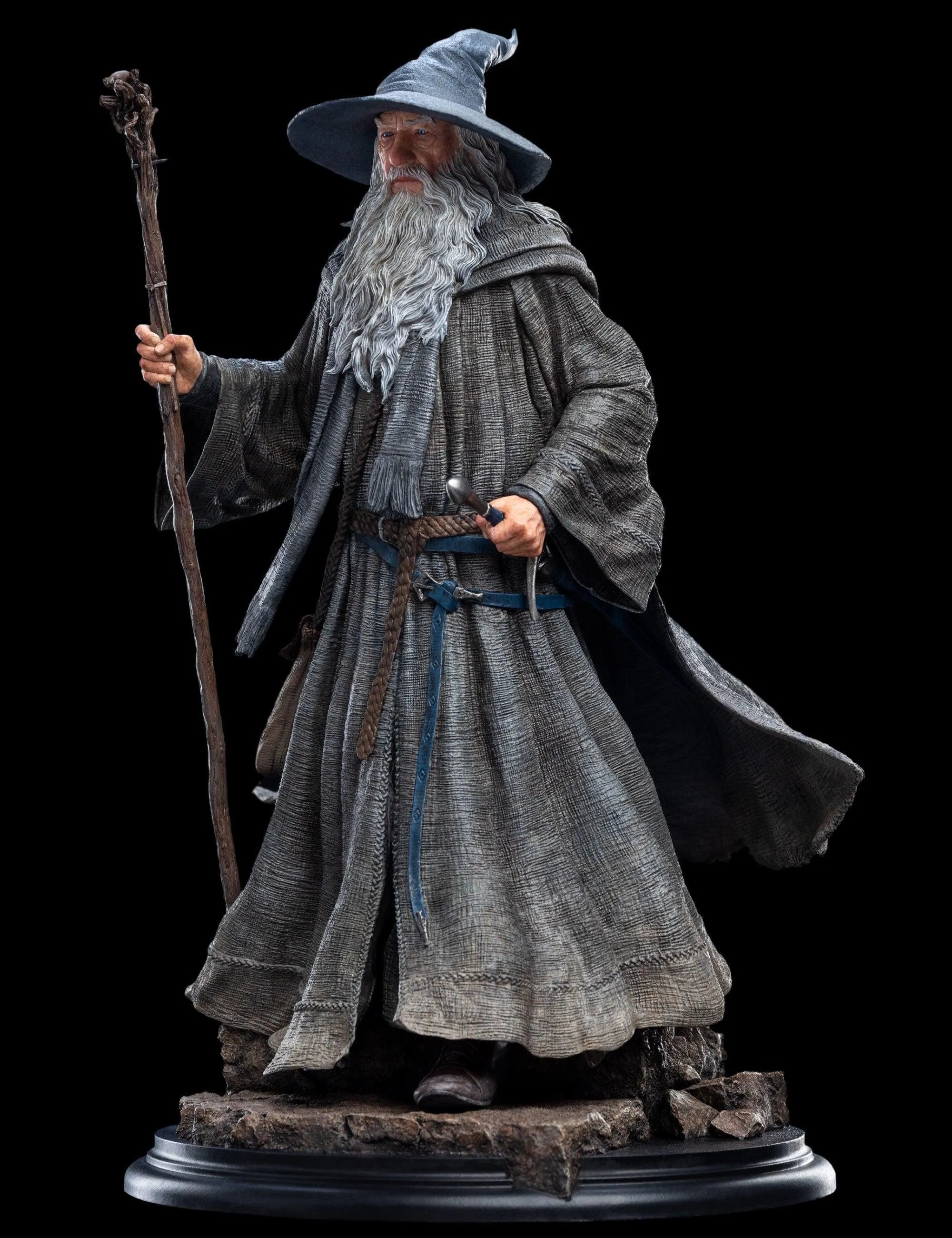 WET02981 The Lord of the Rings - Gandalf the Grey, Pilgrim 1:6 Scale Statue - Weta Workshop - Titan Pop Culture