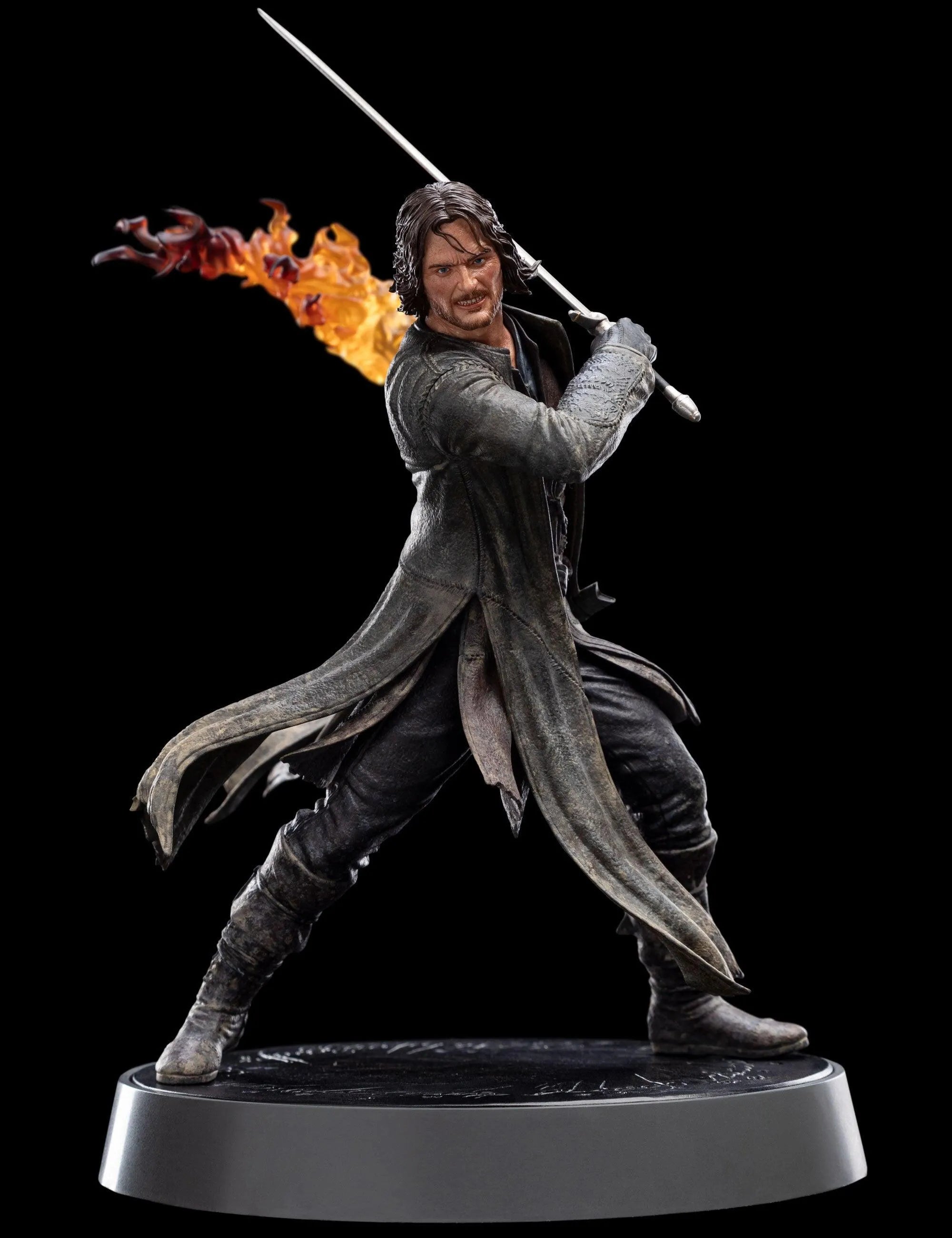 WET03344 The Lord of the Rings - Aragorn Figures of Fandom Statue - Weta Workshop - Titan Pop Culture