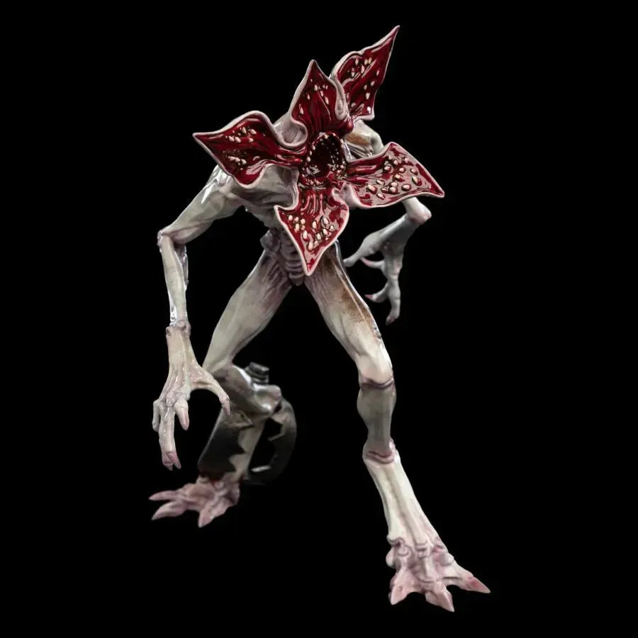 WET03850 Stranger Things - Demogorgon (Wounded) Mini Epics Vinyl - Weta Workshop - Titan Pop Culture