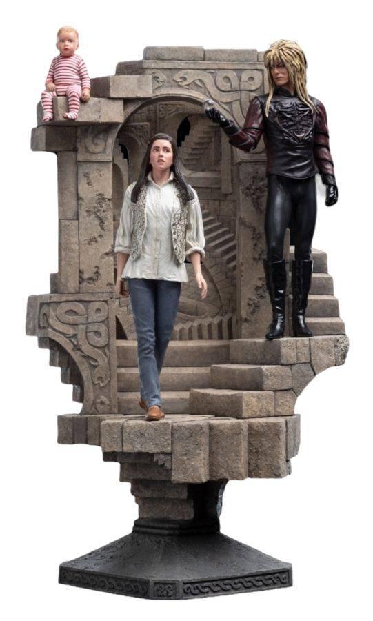 WET04033 Labyrinth - Sarah and Jareth in the Illusionary Maze 1:6 Scale Statue - Weta Workshop - Titan Pop Culture