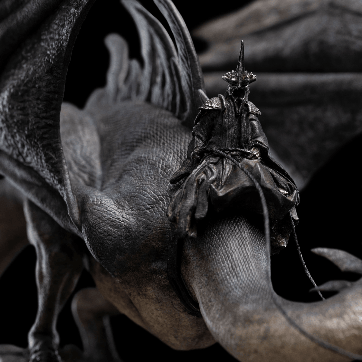 WET04215 The Lord of the Rings - Fell Beast Miniature Statue - Weta Workshop - Titan Pop Culture