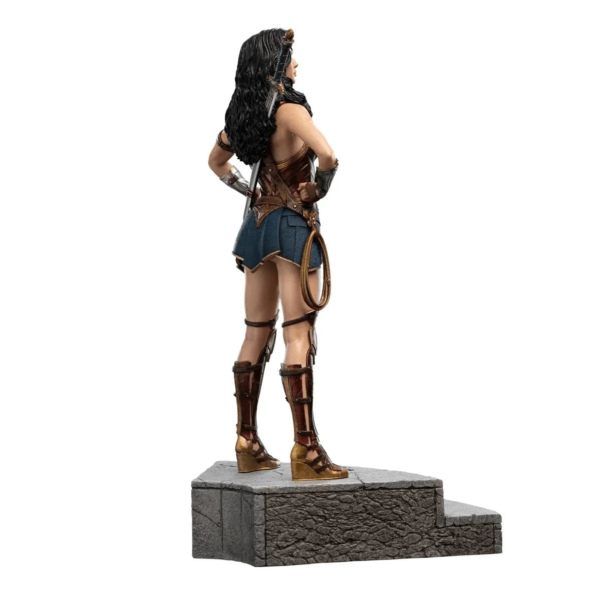 WET04264 Justice League (2017) - Wonder Woman Statue - Weta Workshop - Titan Pop Culture