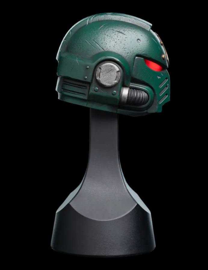 WET04675 Warhammer 40,000 - Dark Angels Miniature Helm - Weta Workshop - Titan Pop Culture