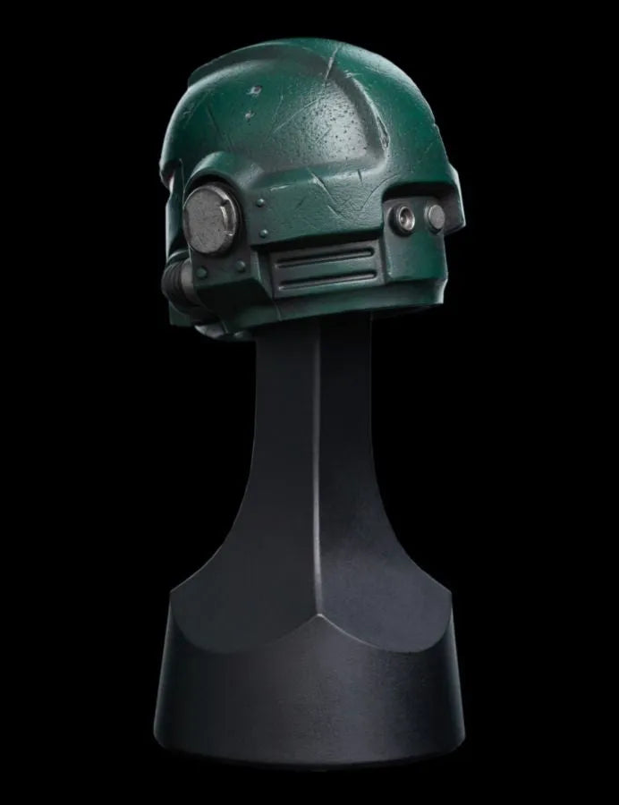 WET04675 Warhammer 40,000 - Dark Angels Miniature Helm - Weta Workshop - Titan Pop Culture