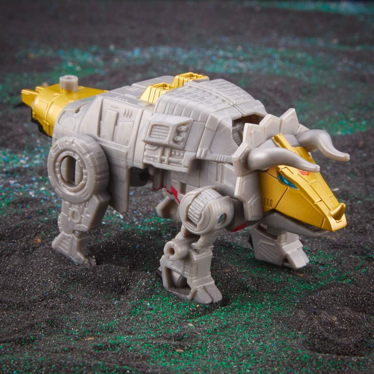 23392 Transformers Legacy Evolution: Core Class - Dinobot Slug - Hasbro - Titan Pop Culture