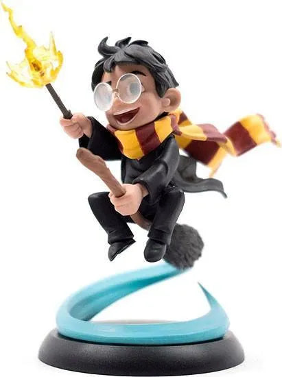 60440 Harry Potter Harry Potters First Flight Q-FIG Figure - Quantum Mechanix - Titan Pop Culture