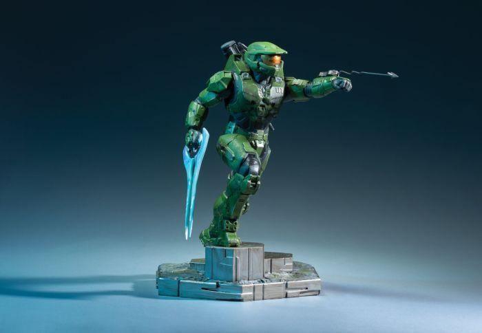 DHC3009-247 Halo Infinite - Master Chief with Grapplshot PVC Statue - Dark Horse Comics - Titan Pop Culture