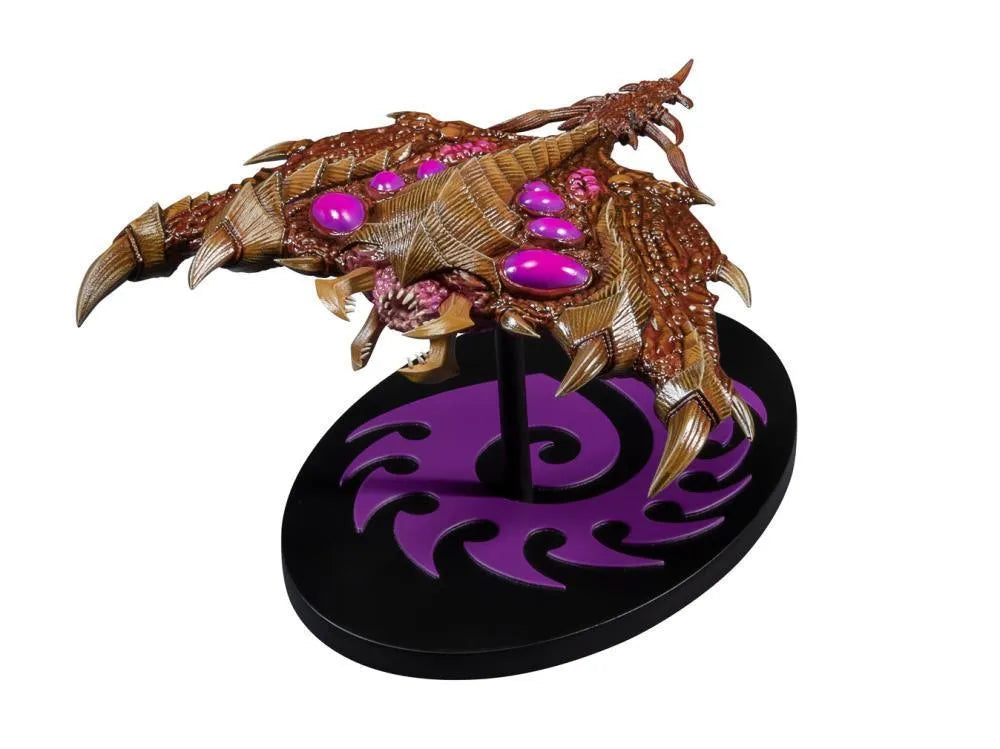 DHC3009-677 Starcraft - Zerg Brood Lord Statue - Dark Horse Comics - Titan Pop Culture