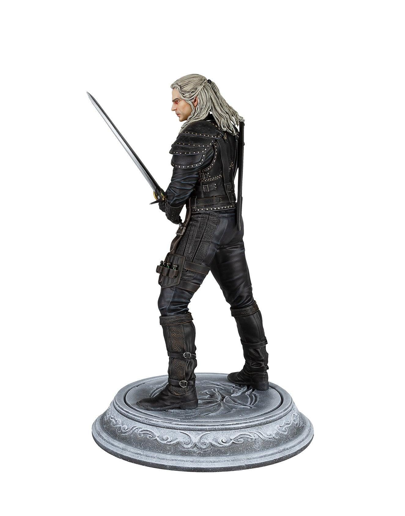 DHC3009-678 The Witcher (TV) - Geralt Season 2 Figure - Dark Horse Comics - Titan Pop Culture