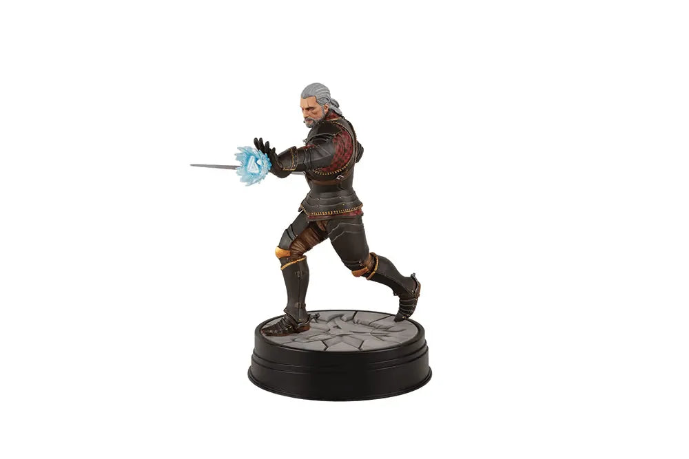 DHC3010-221 The Witcher 3 - Geralt Toussaint Tourney Armor Figure - Dark Horse Comics - Titan Pop Culture