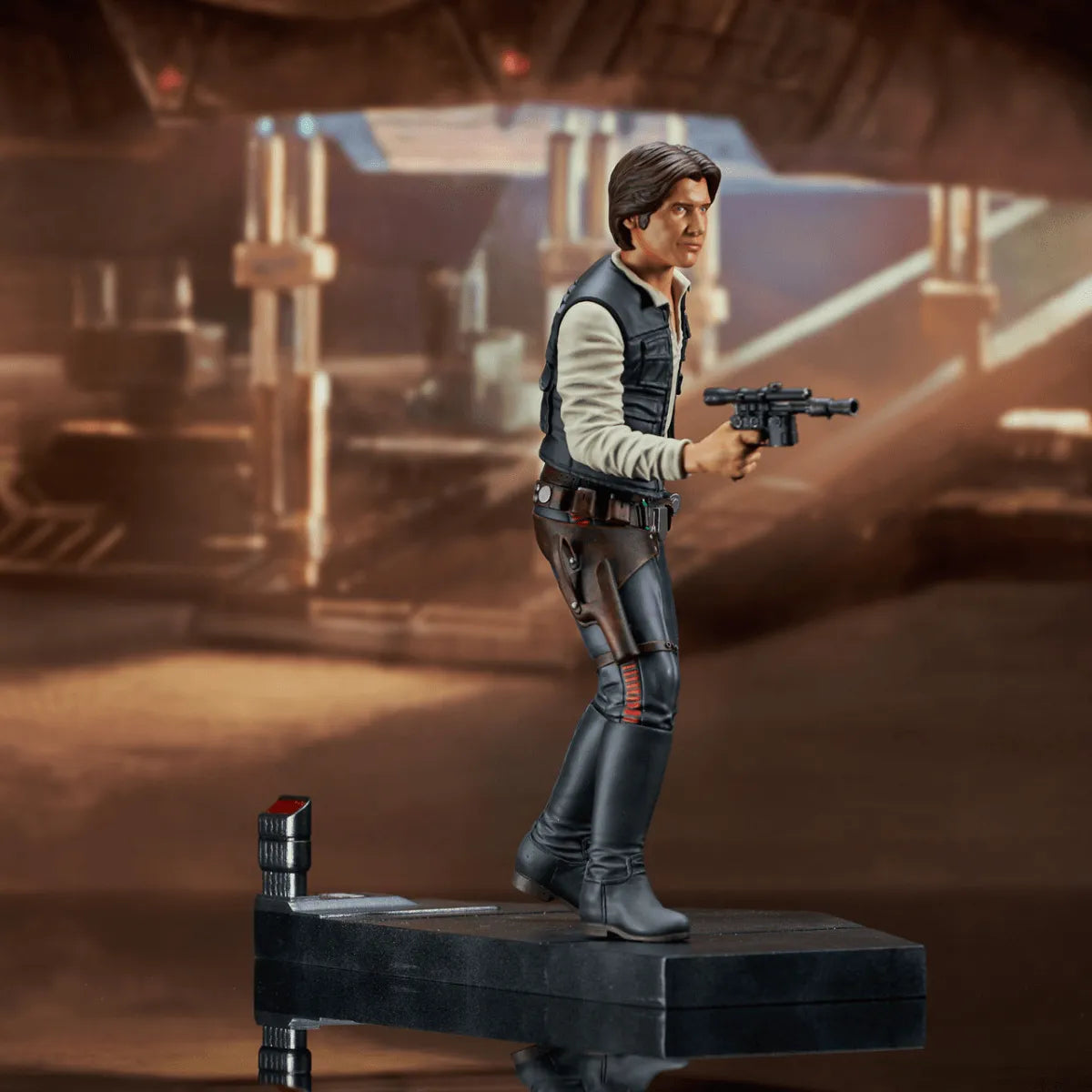 DSTAPR232217 Star Wars: A New Hope - Han Solo Premier Statue - Diamond Select Toys - Titan Pop Culture