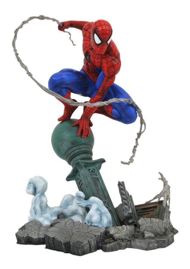 DSTAUG212426 Marvel Comics - Spider-Man Lampost Gallery PVC Statue - Diamond Select Toys - Titan Pop Culture