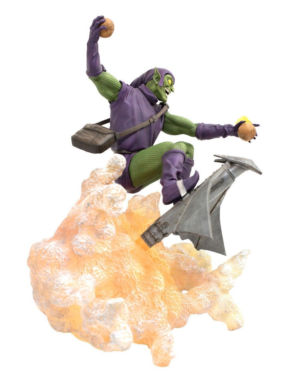 DSTJAN221991 Marvel Comics - Green Goblin Deluxe Gallery PVC Statue - Diamond Select Toys - Titan Pop Culture