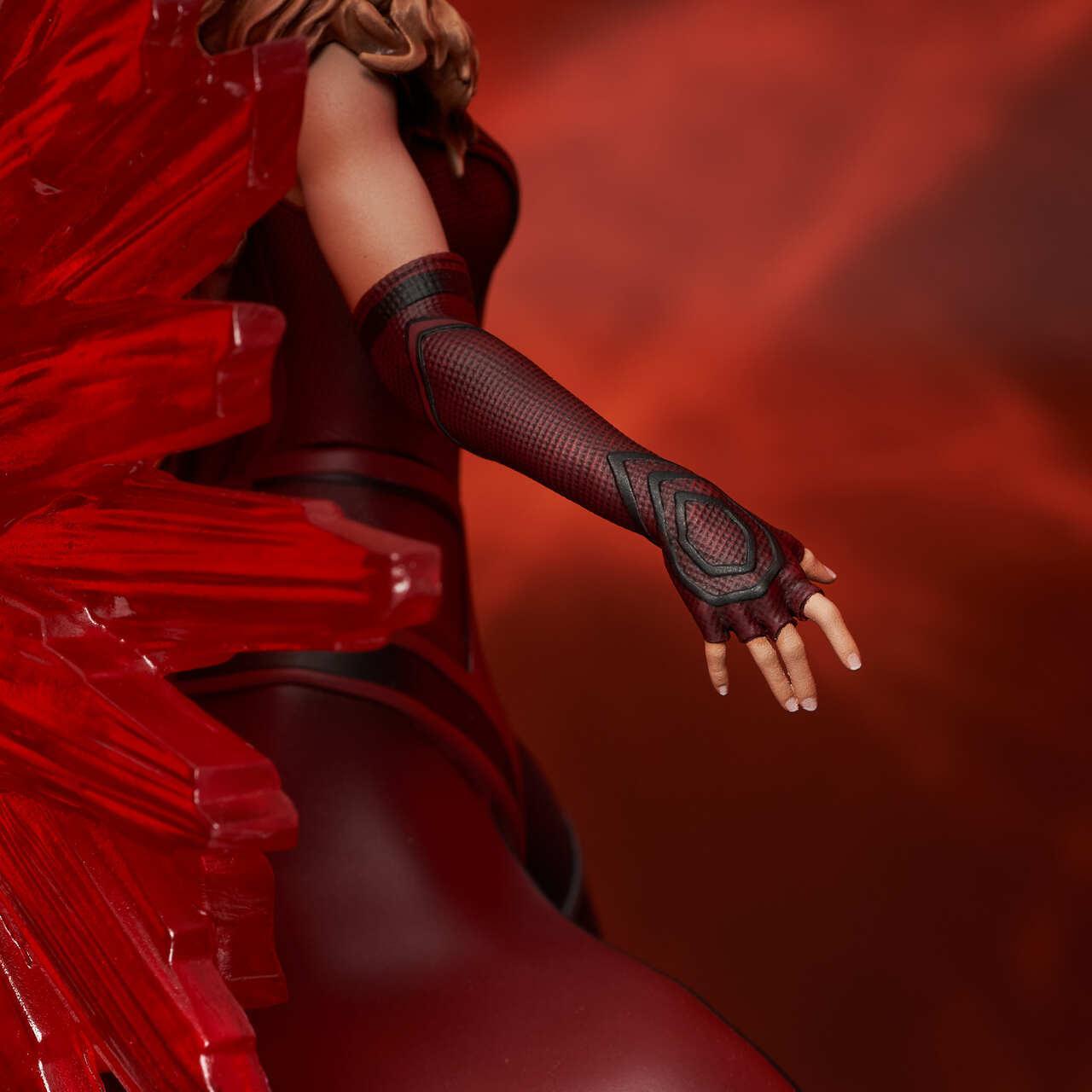 DSTJUN222429 WandaVision - Scarlet Witch Marvel Gallery PVC Statue - Diamond Select Toys - Titan Pop Culture