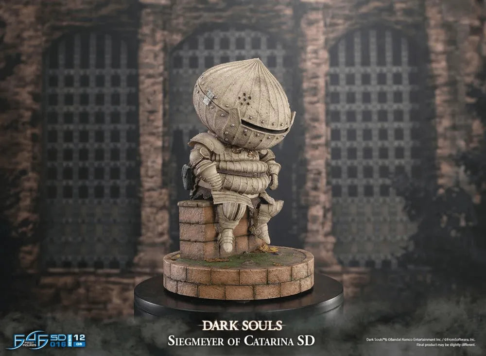 F4FDSOSMST Dark Souls - Siegmeyer of Catarina SD Statue - First 4 Figures - Titan Pop Culture