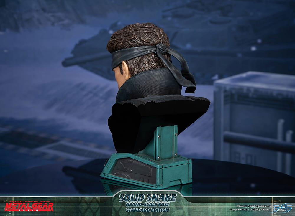 F4FMGSGBST Metal Gear Solid - Solid Snake Grand Scale Bust - First 4 Figures - Titan Pop Culture