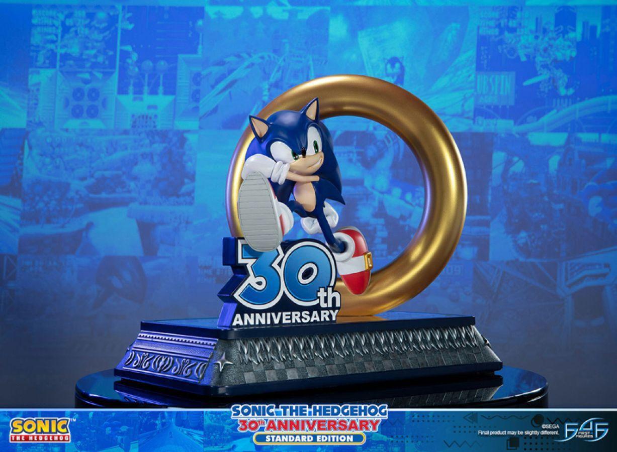 F4FSONIC30ST Sonic the Hedgehog - Sonic the Hedgehog 30th Anniversary Statue - First 4 Figures - Titan Pop Culture