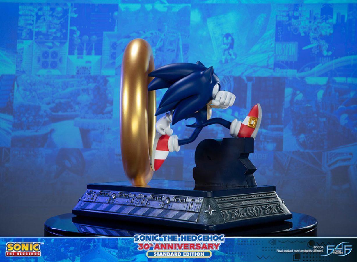 F4FSONIC30ST Sonic the Hedgehog - Sonic the Hedgehog 30th Anniversary Statue - First 4 Figures - Titan Pop Culture