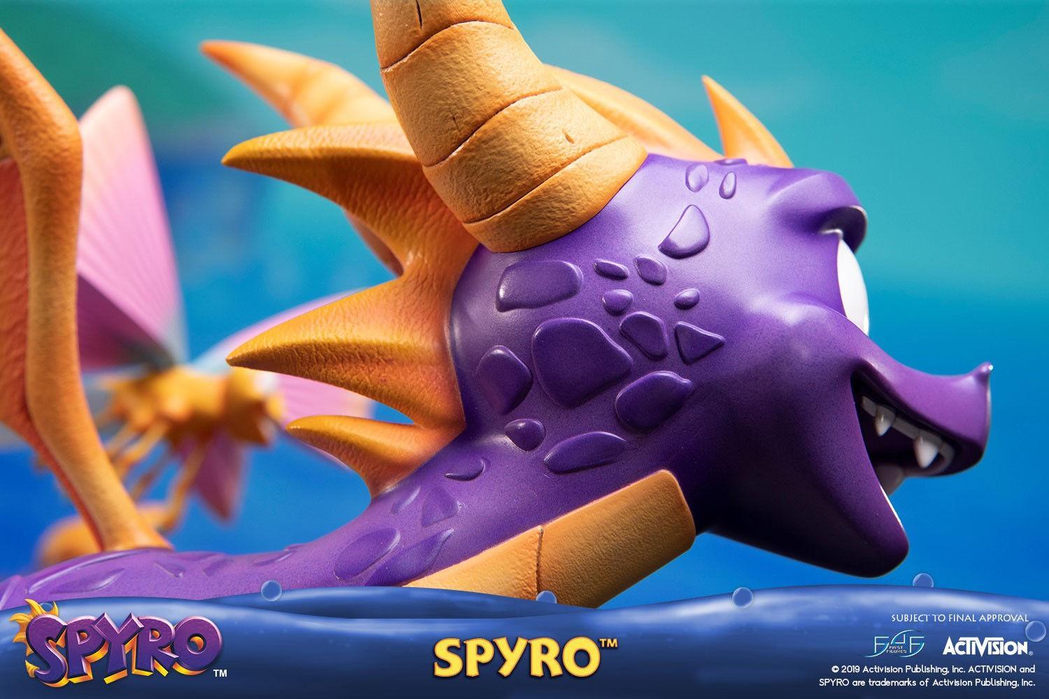 F4FSPYREST Spyro the Dragon - Spyro Reignited Statue - First 4 Figures - Titan Pop Culture