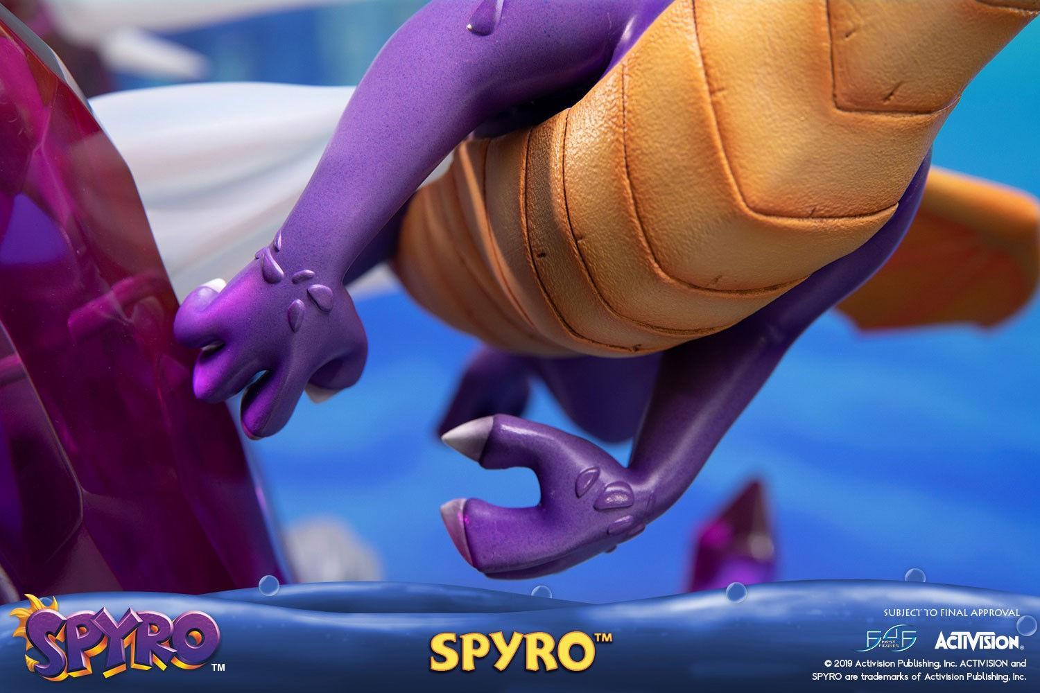 F4FSPYREST Spyro the Dragon - Spyro Reignited Statue - First 4 Figures - Titan Pop Culture