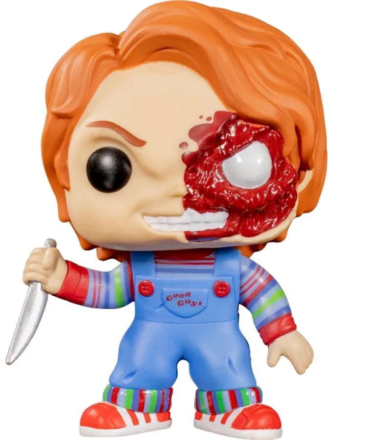 FUN43032 Child's Play - Chucky Half Battle Damaged US Exclusive Pop! Vinyl - Funko - Titan Pop Culture