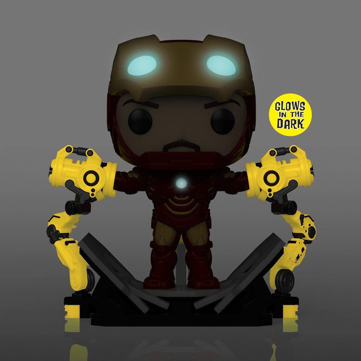 FUN56772 Iron Man 2 - Iron Man Mark IV with Gantry Glow Pop! Deluxe - Funko - Titan Pop Culture