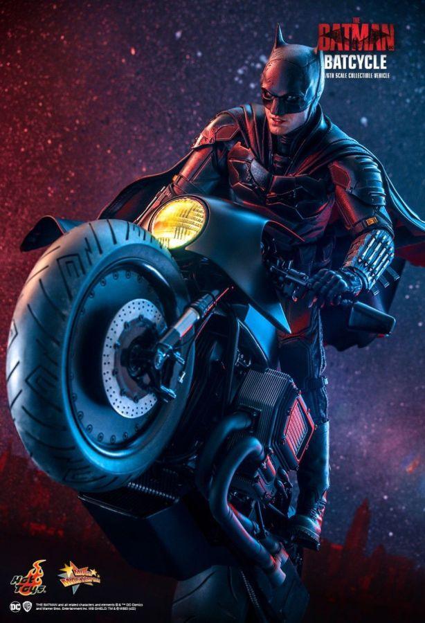 HOTMMS642 The Batman - Batcycle 1:6 Scale Collectable Vehicle - Hot Toys - Titan Pop Culture