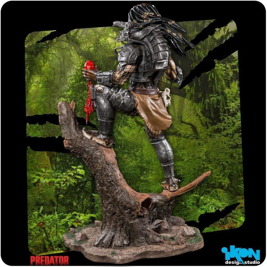 IKO0965 Predator - Predator 1:6 Scale Statue with Alternative Portrait - Ikon Design Studio - Titan Pop Culture