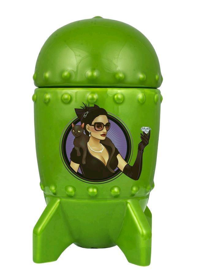 IKO1220 DC Comics Bombshells - Catwoman 3D Bombshell Mug with Lid - Ikon Collectables - Titan Pop Culture