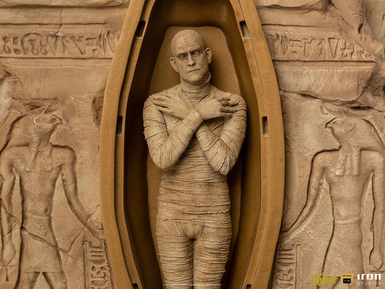 IRO28129 Universal Monsters - The Mummy Deluxe 1:10 Scale Statue - Iron Studios - Titan Pop Culture