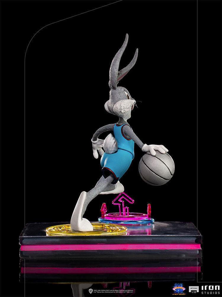 IRO28471 Space Jam 2: A New Legacy - Bugs Bunny 1:10 Scale Statue - Iron Studios - Titan Pop Culture