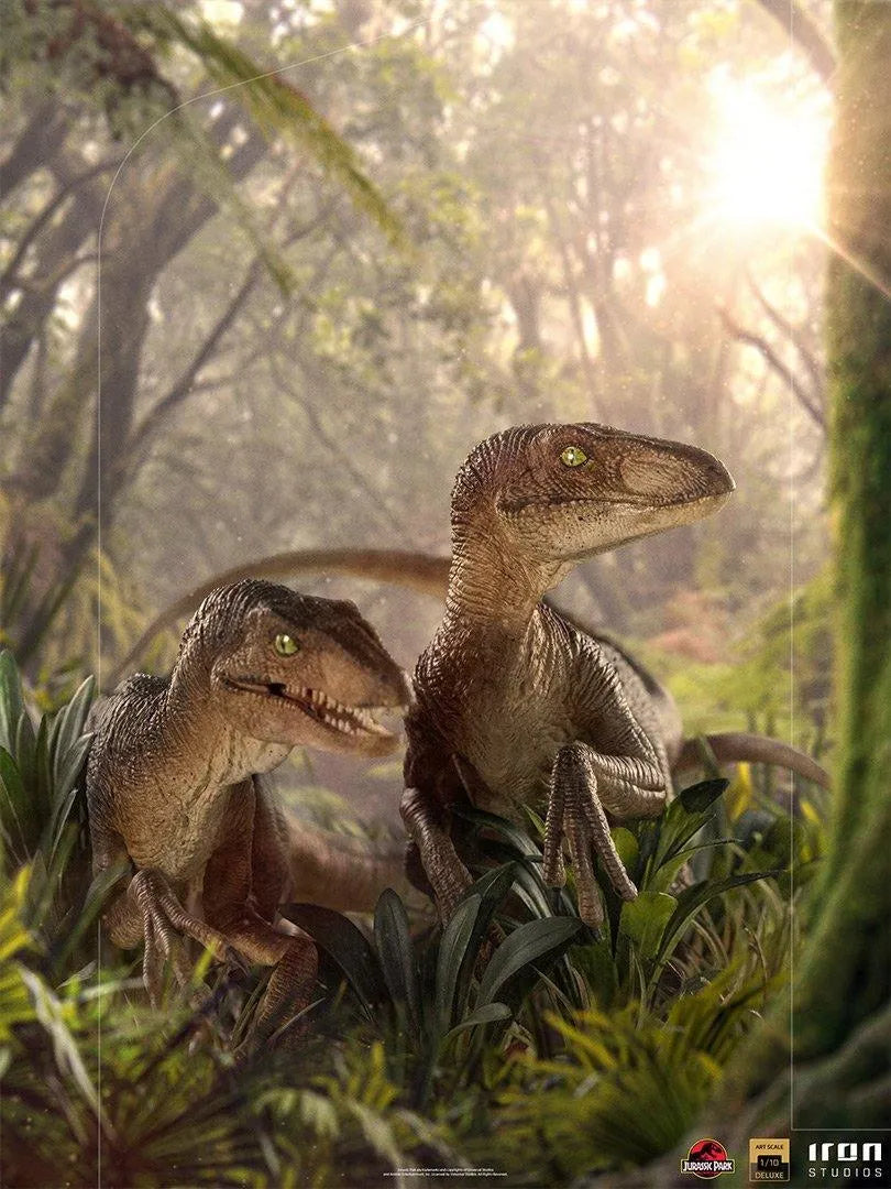 IRO28529 Jurassic Park - Two Raptors Deluxe 1:10 Scale Statue - Iron Studios - Titan Pop Culture