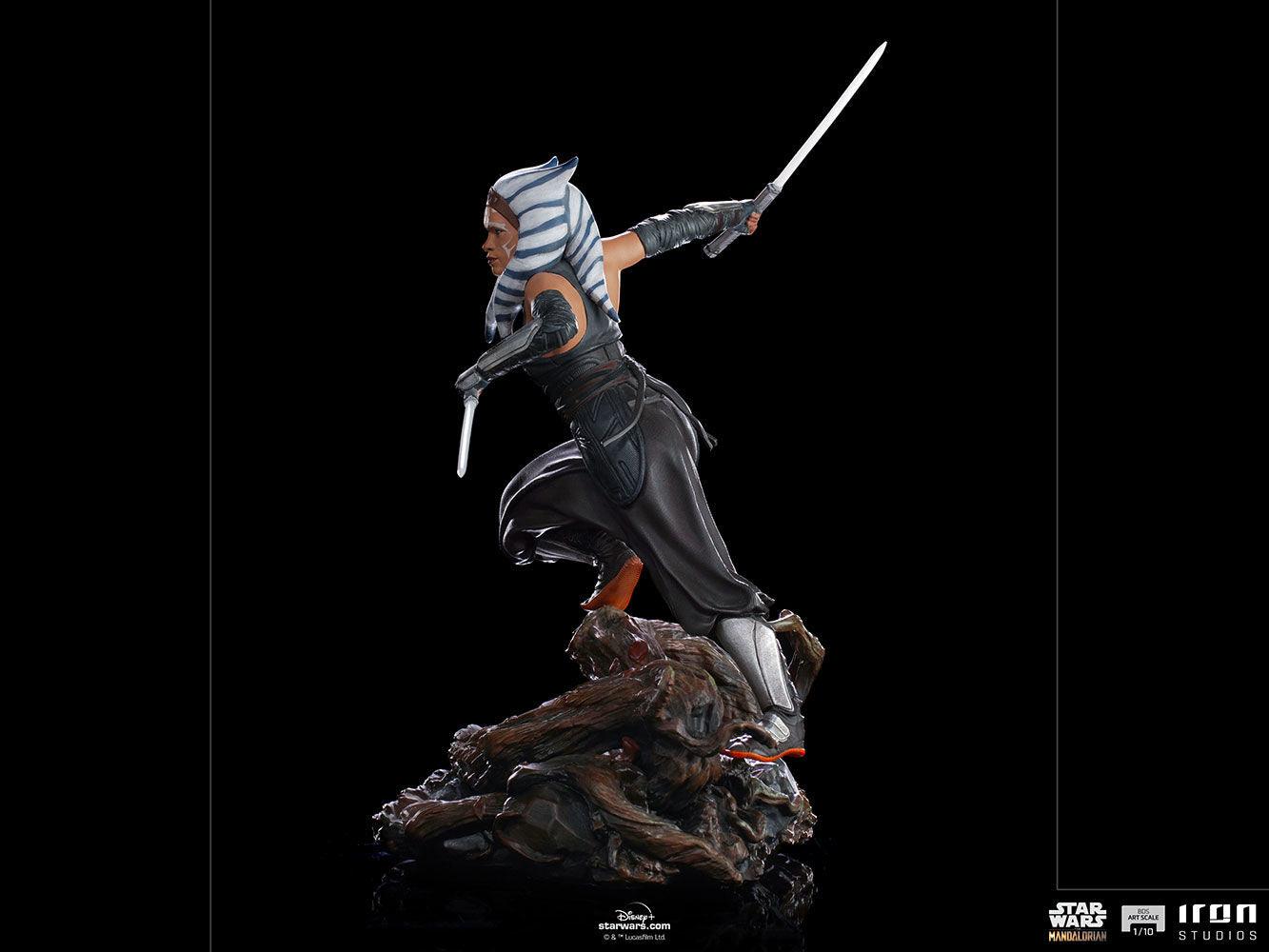IRO28563 Star Wars - Ahsoka Tano 1:10 Scale Statue - Iron Studios - Titan Pop Culture