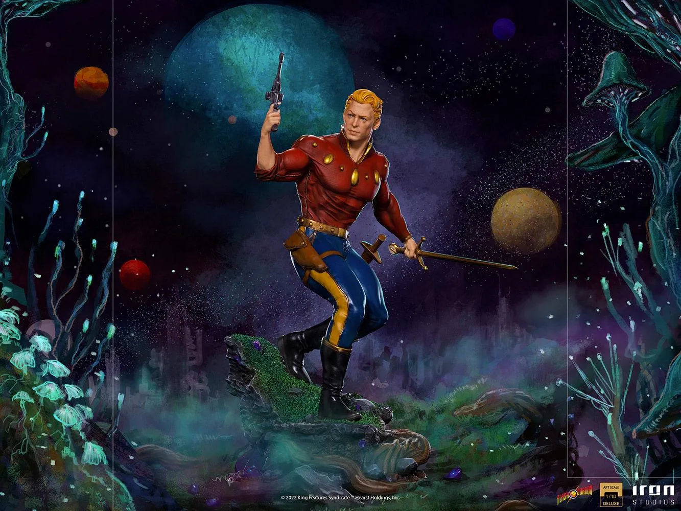 IRO28891 Flash Gordon - Flash Gordon Deluxe 1:10 Scale Statue - Iron Studios - Titan Pop Culture