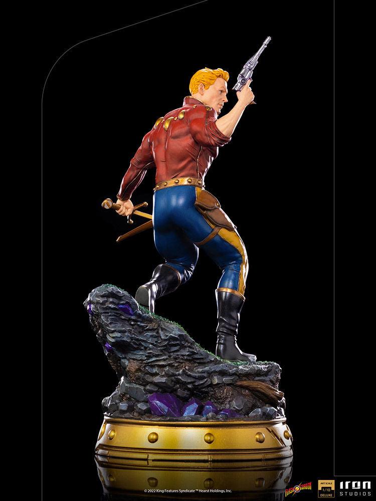 IRO28891 Flash Gordon - Flash Gordon Deluxe 1:10 Scale Statue - Iron Studios - Titan Pop Culture