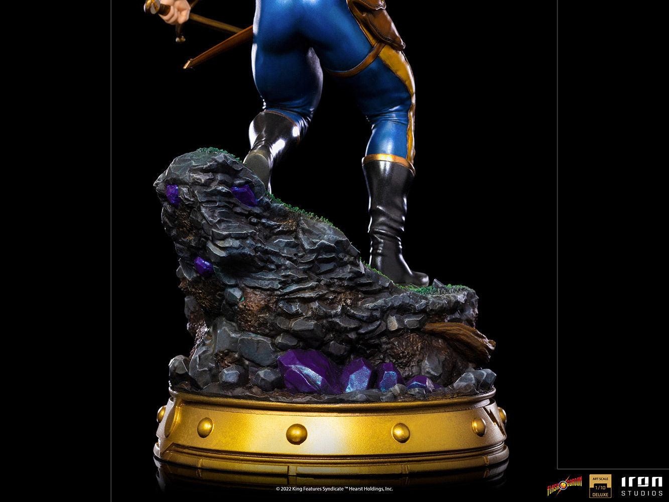 IRO28891 Flash Gordon - Flash Gordon Deluxe 1:10 Scale Statue - Iron Studios - Titan Pop Culture