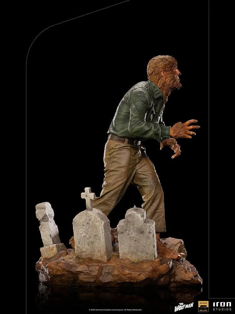 IRO29041 Universal Monsters - Wolf Man Deluxe 1:10 Scale Statue - Iron Studios - Titan Pop Culture