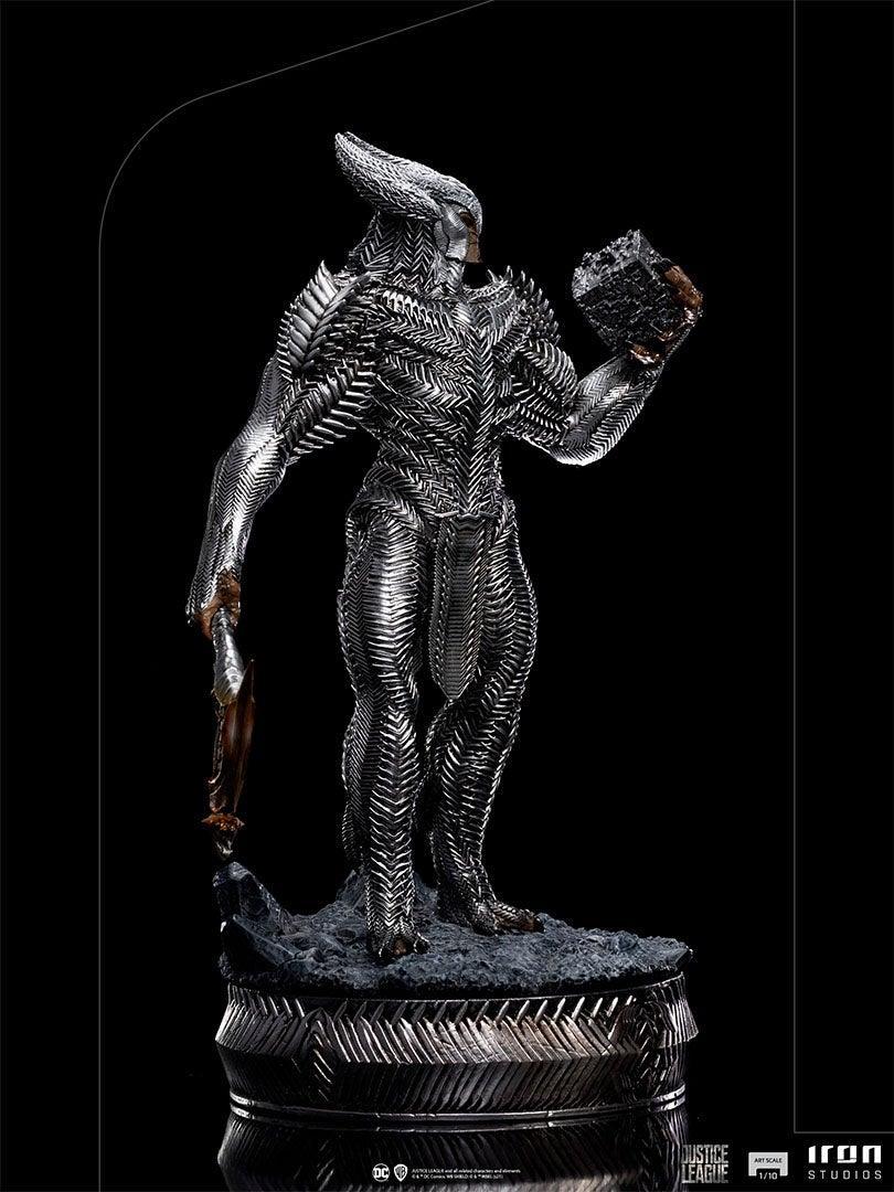 IRO29218 Zack Snyder's Justice League (2021) - Steppenwolf 1:10 Scale Statue - Iron Studios - Titan Pop Culture