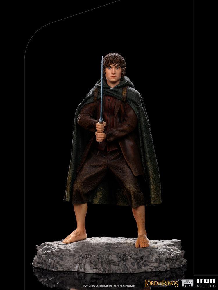 IRO29355 The Lord of the Rings - Frodo 1:10 Scale Statue - Iron Studios - Titan Pop Culture