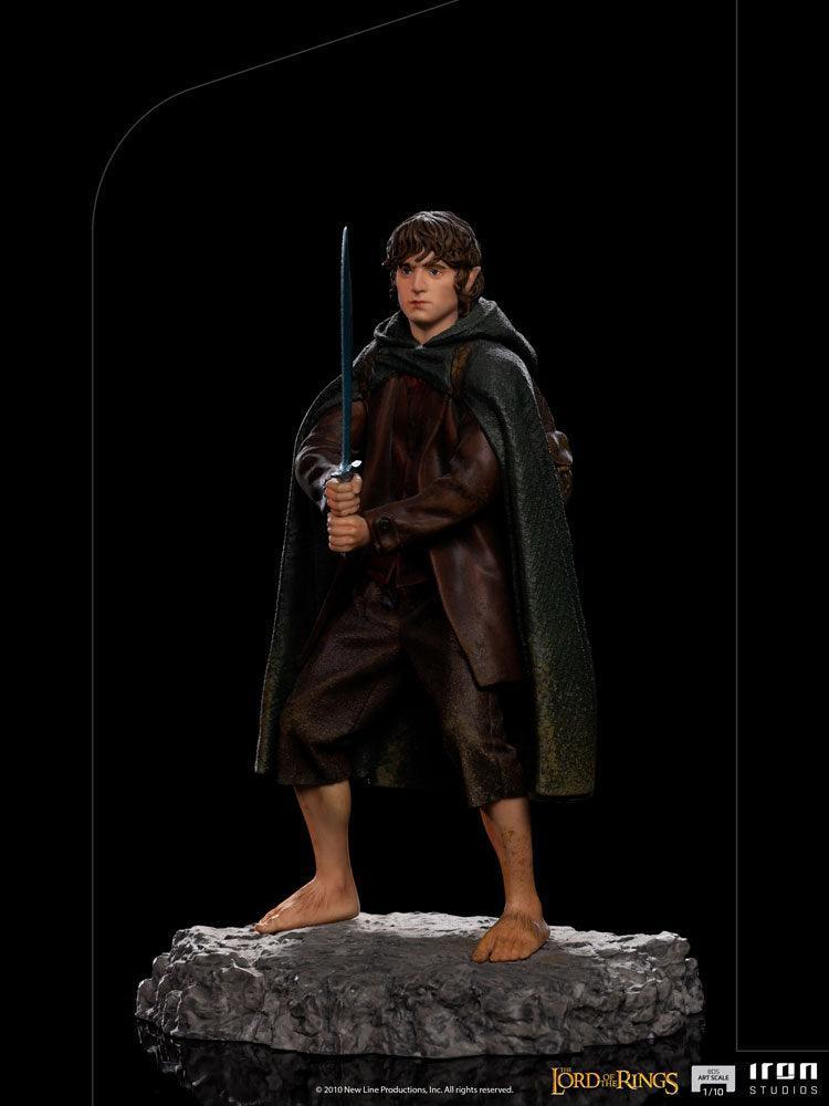 IRO29355 The Lord of the Rings - Frodo 1:10 Scale Statue - Iron Studios - Titan Pop Culture