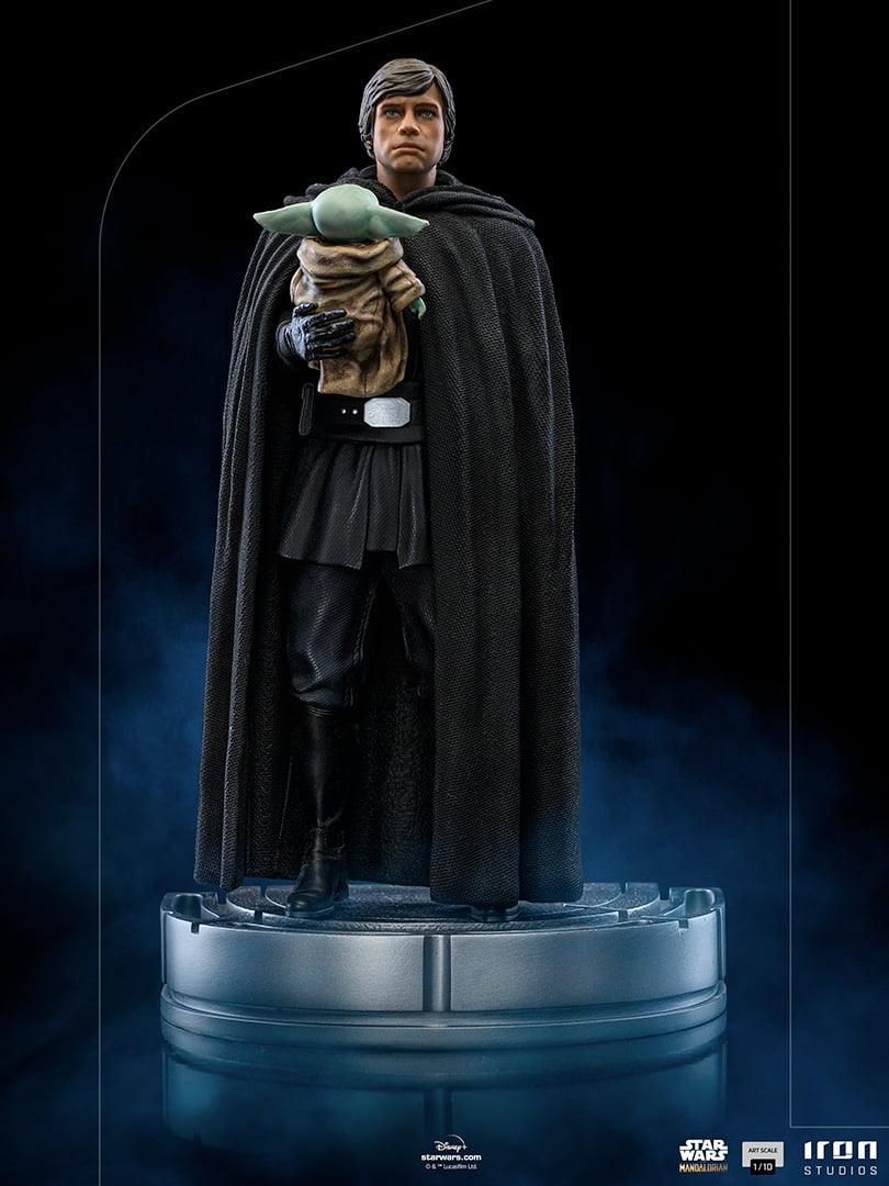 IRO50362 Star Wars: The Mandalorian - Luke Skywalker and Grogu 1:10 Scale Statue - Iron Studios - Titan Pop Culture