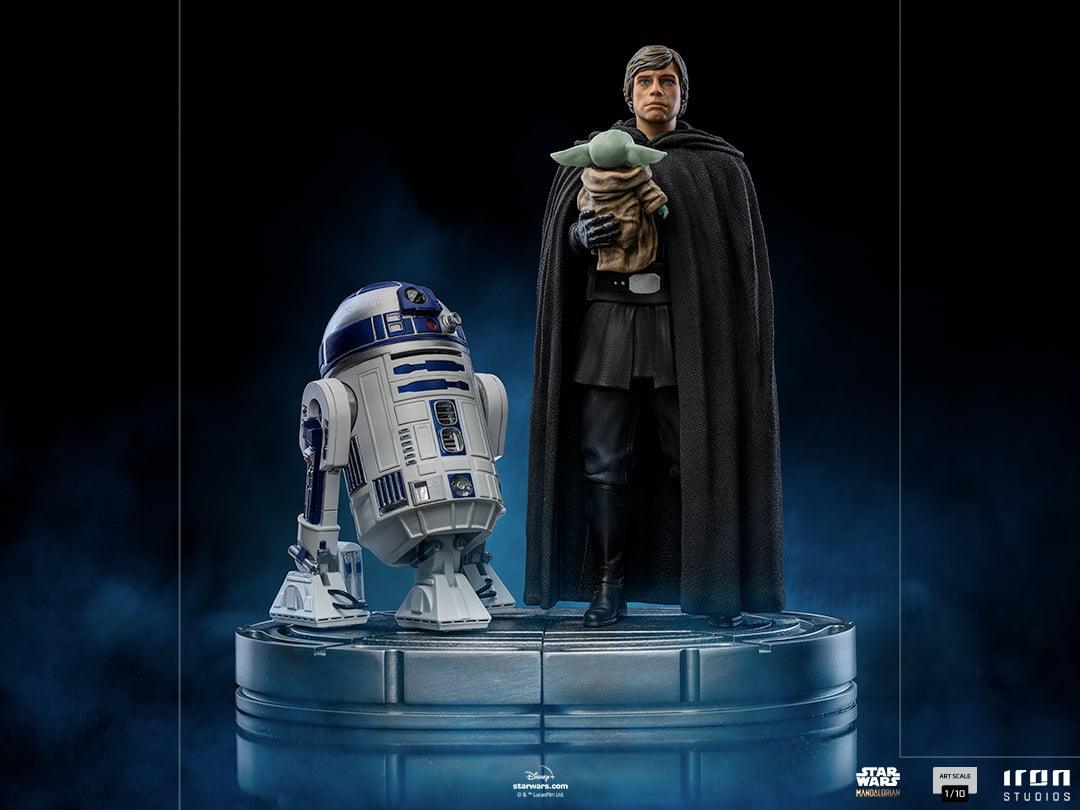 IRO50362 Star Wars: The Mandalorian - Luke Skywalker and Grogu 1:10 Scale Statue - Iron Studios - Titan Pop Culture