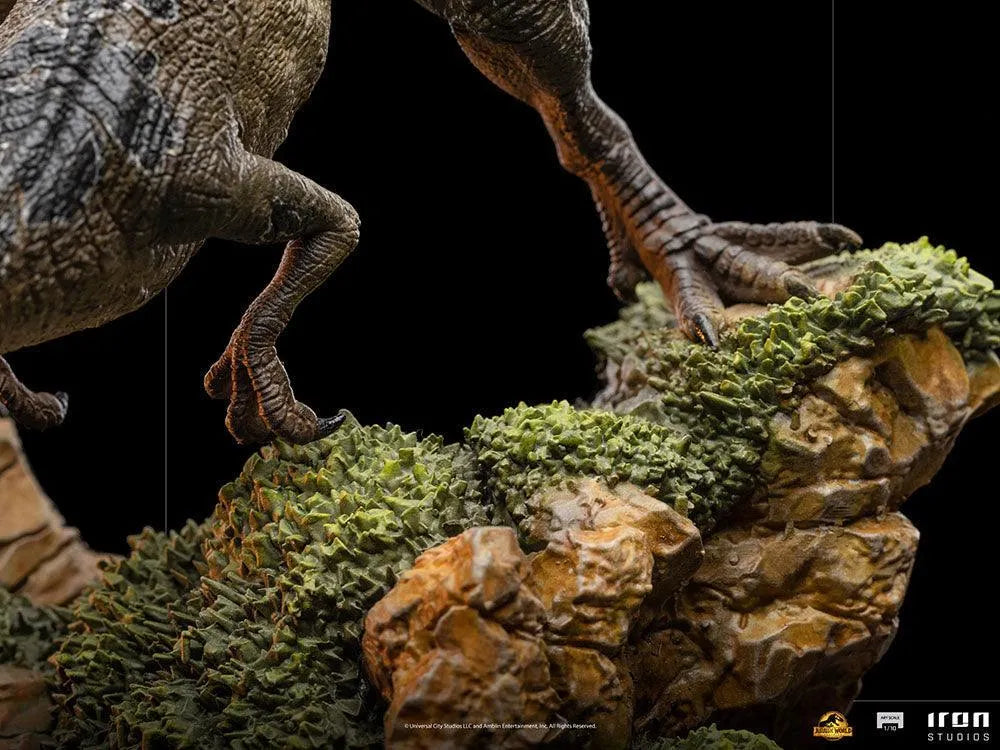 IRO50966 Jurassic World 3: Dominion - Dilophosaurus 1:10 Scale Statue - Iron Studios - Titan Pop Culture