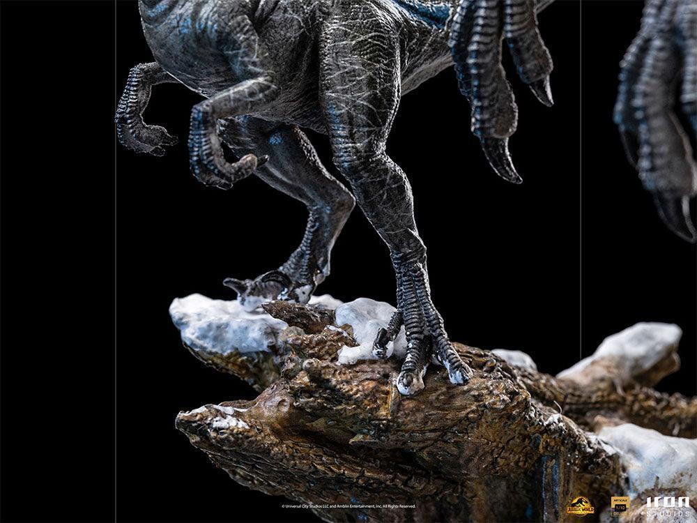 IRO51024 Jurassic World 3: Dominion - Blue & Beta 1:10 Scale Statue - Iron Studios - Titan Pop Culture