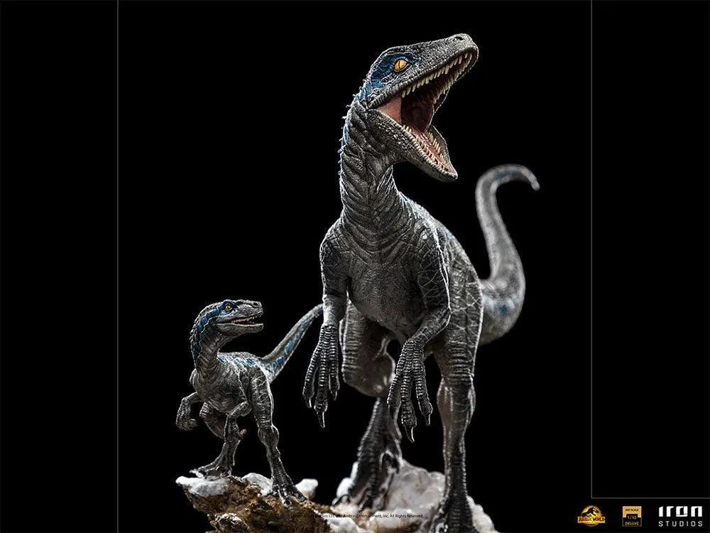 IRO51024 Jurassic World 3: Dominion - Blue & Beta 1:10 Scale Statue - Iron Studios - Titan Pop Culture