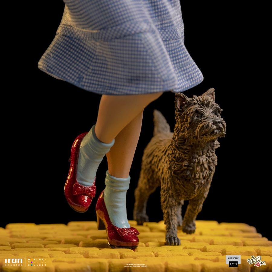 IRO51352 Wizard of Oz - Dorothy 1:10 Scale Statue - Iron Studios - Titan Pop Culture