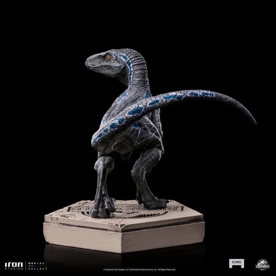 IRO52052 Jurassic World - Velociraptor B Blue Statue - Iron Studios - Titan Pop Culture